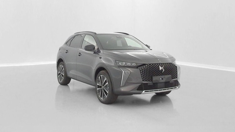 DS DS7