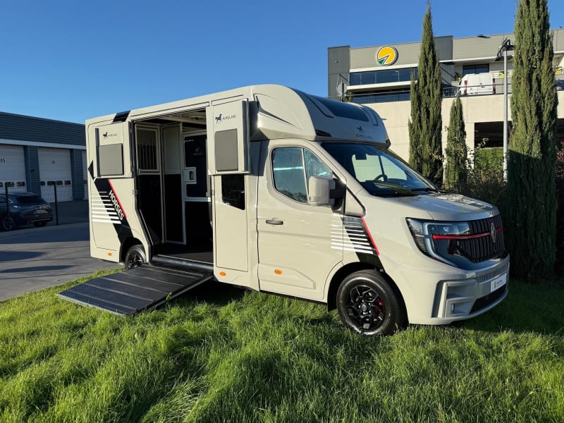 AMELINE HARAS 5 PLACES