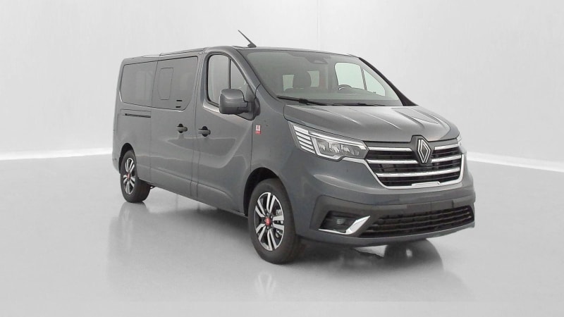 RENAULT TRUCKS TRAFIC COMBI
