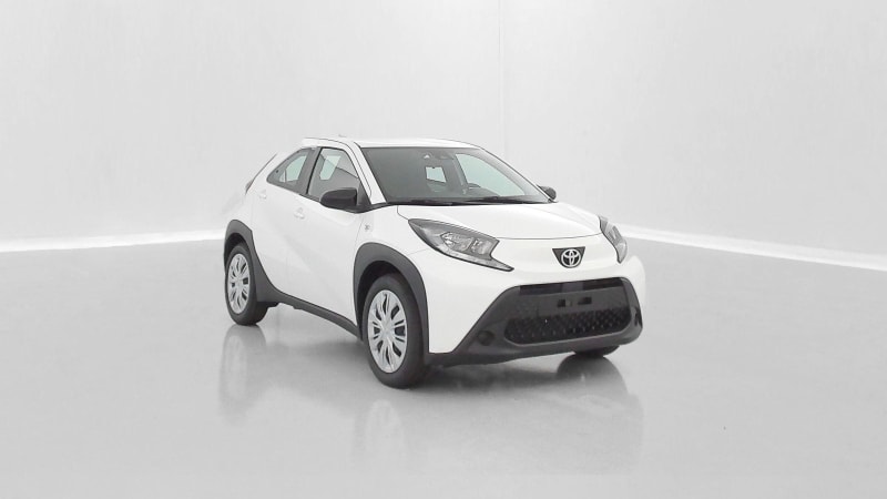TOYOTA AYGO X