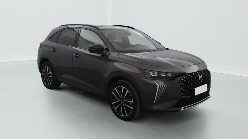 DS DS7